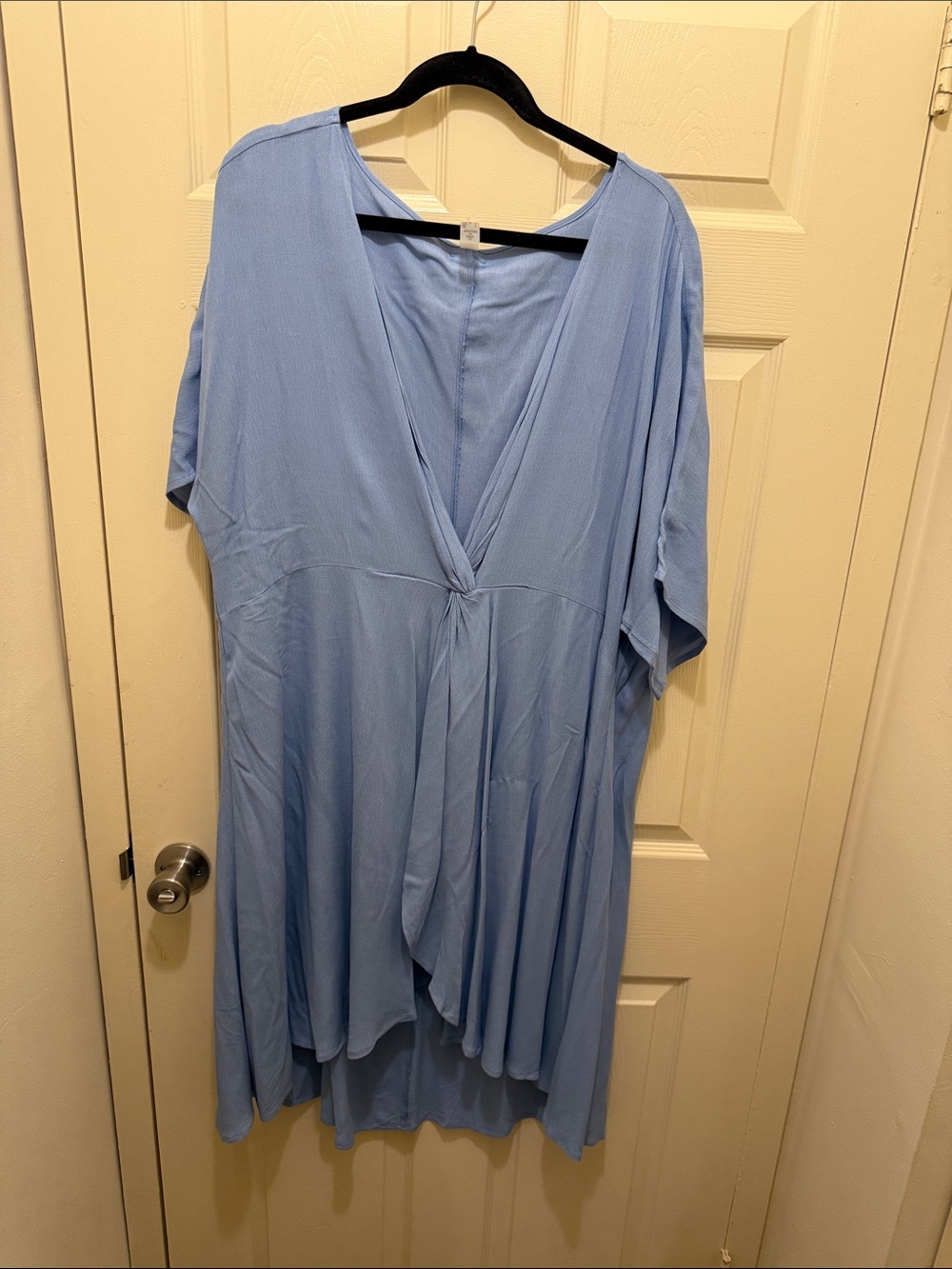 Raisins Light Blue V-Neck Flowing Women's Top